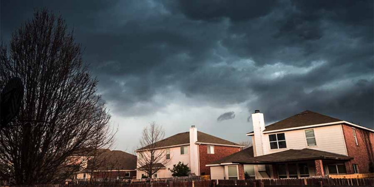 4 Roofing Problems Property Owners in Ashtabula Should Fix Before Storm Season