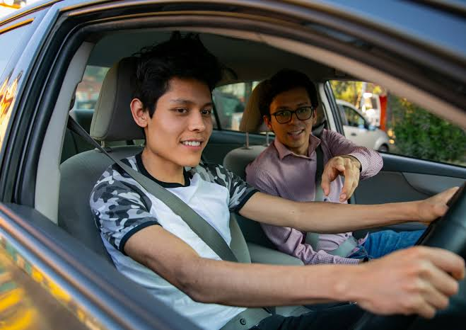 Urban Driving Safety: Essential Tips for Navigating City Streets